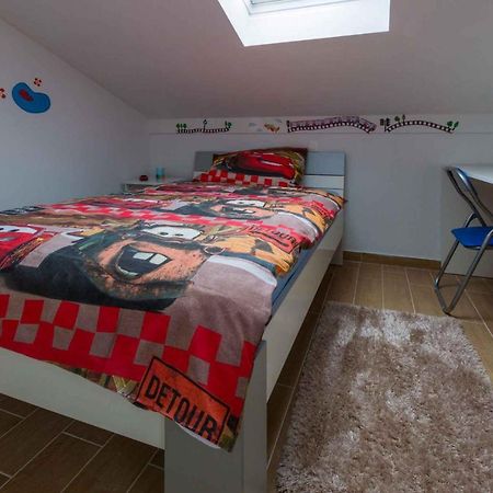 Holiday Home In Grizane 39285 Екстер'єр фото