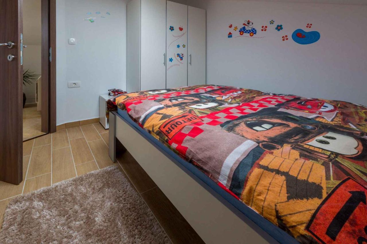 Holiday Home In Grizane 39285 Екстер'єр фото