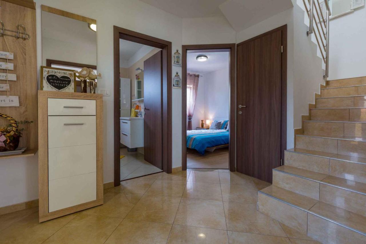 Holiday Home In Grizane 39285 Екстер'єр фото