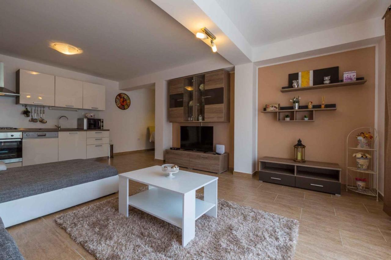 Holiday Home In Grizane 39285 Екстер'єр фото